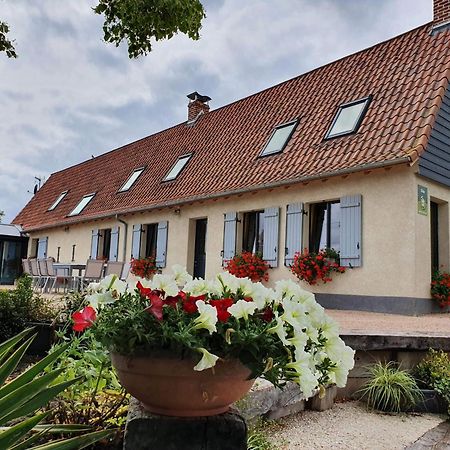 Au Chemin Du Paradis Gite De 10 Personnes 4 Etoiles Saint-Martin-Lez-Tatinghem 外观 照片
