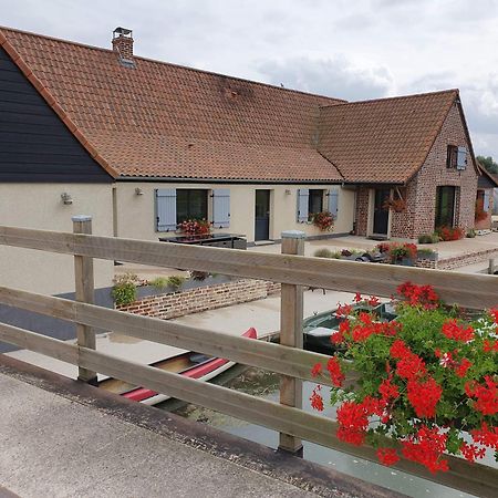 Au Chemin Du Paradis Gite De 10 Personnes 4 Etoiles Saint-Martin-Lez-Tatinghem 外观 照片